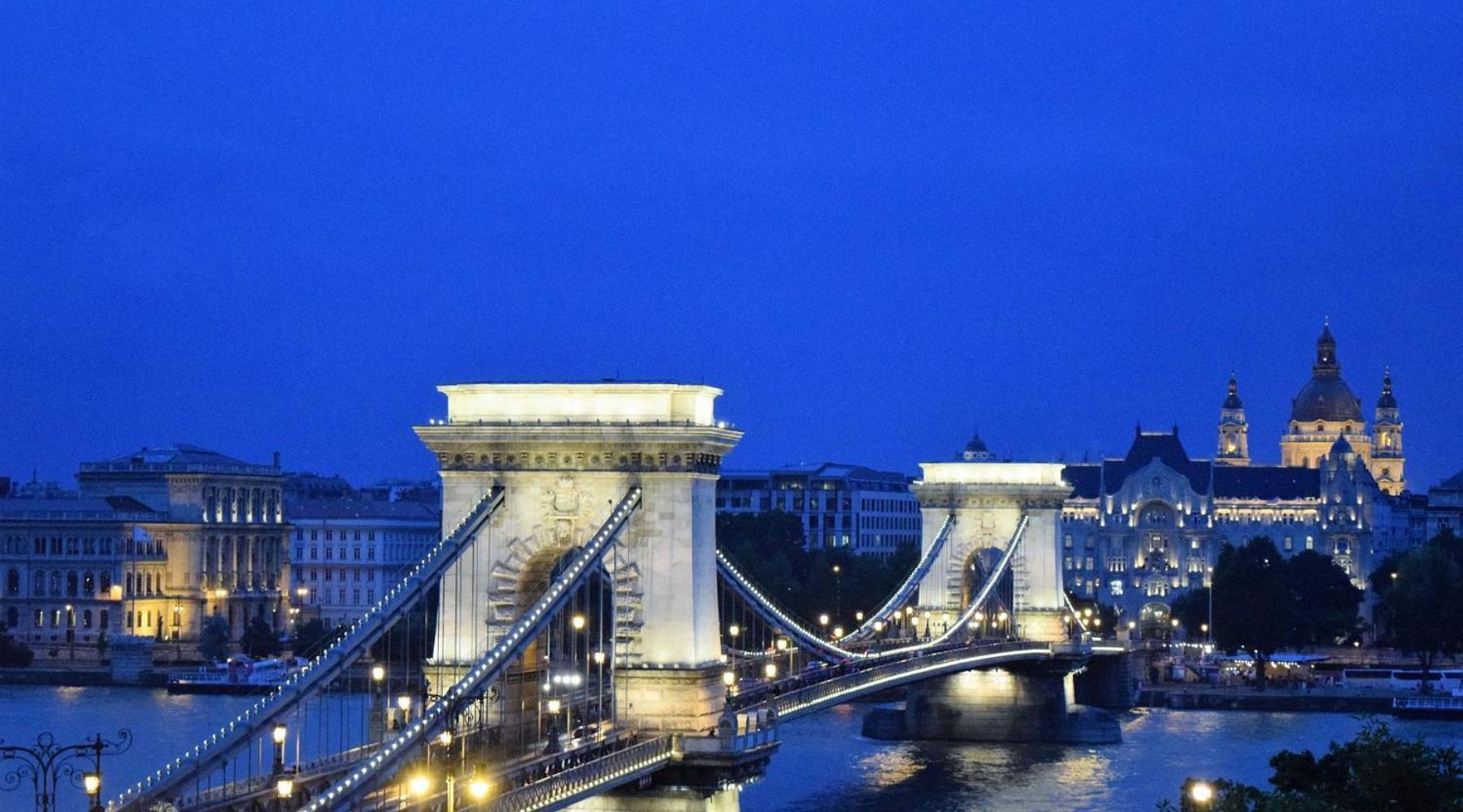Budapest Central Andrassy Apartment ภายนอก รูปภาพ